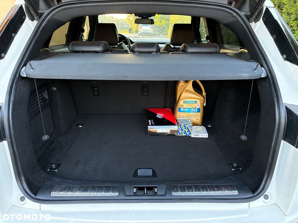 Ford Mondeo 2.0 T Titanium S - 12