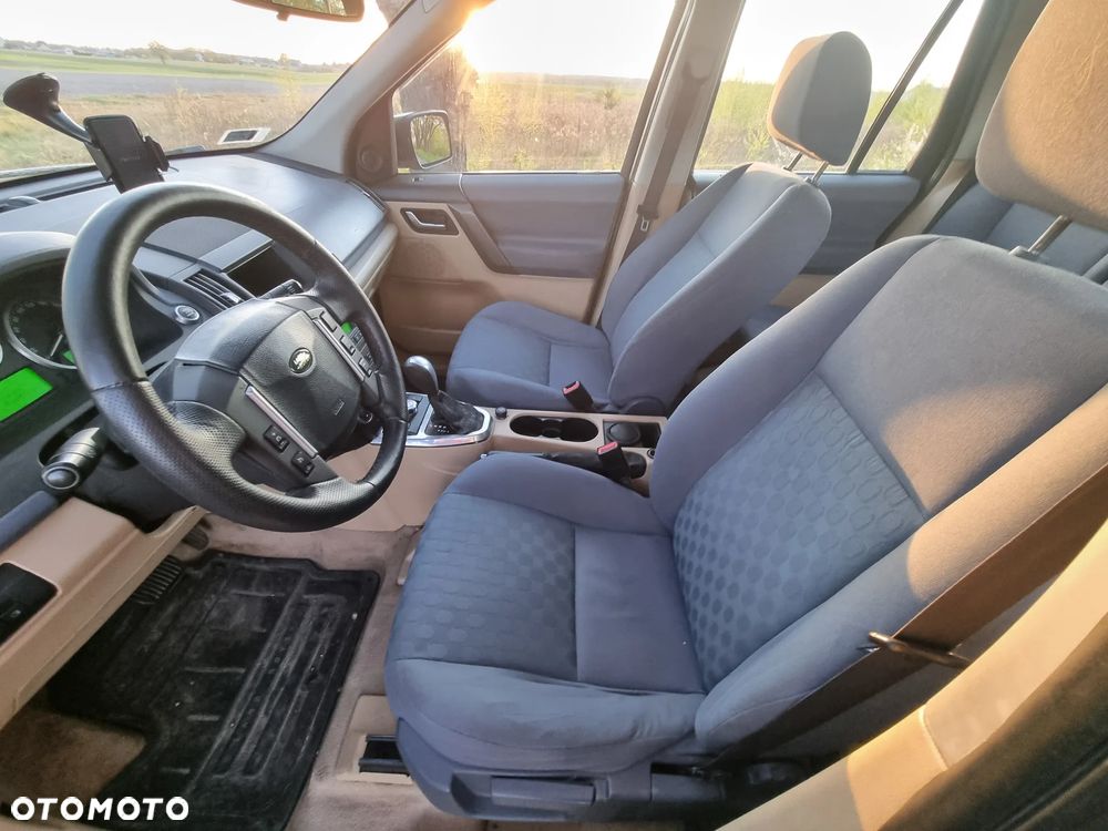 Land Rover Freelander - 16