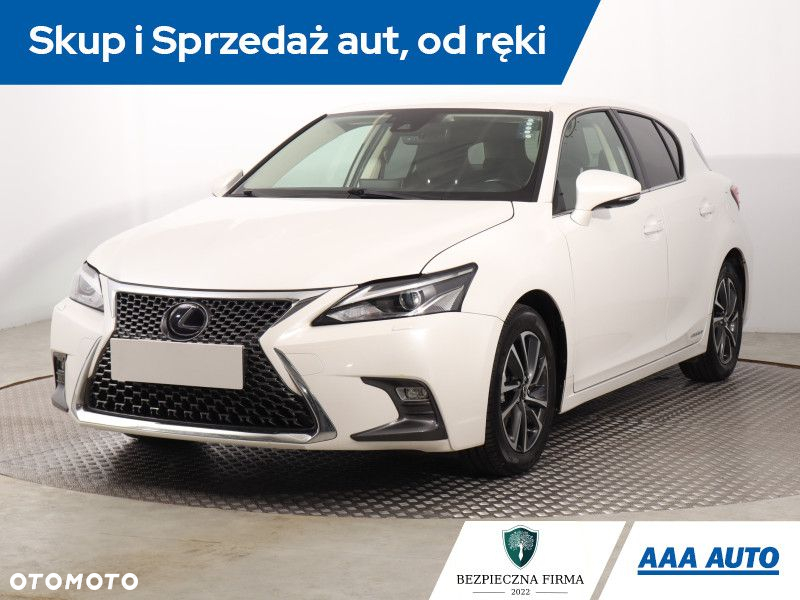 Lexus CT - 2