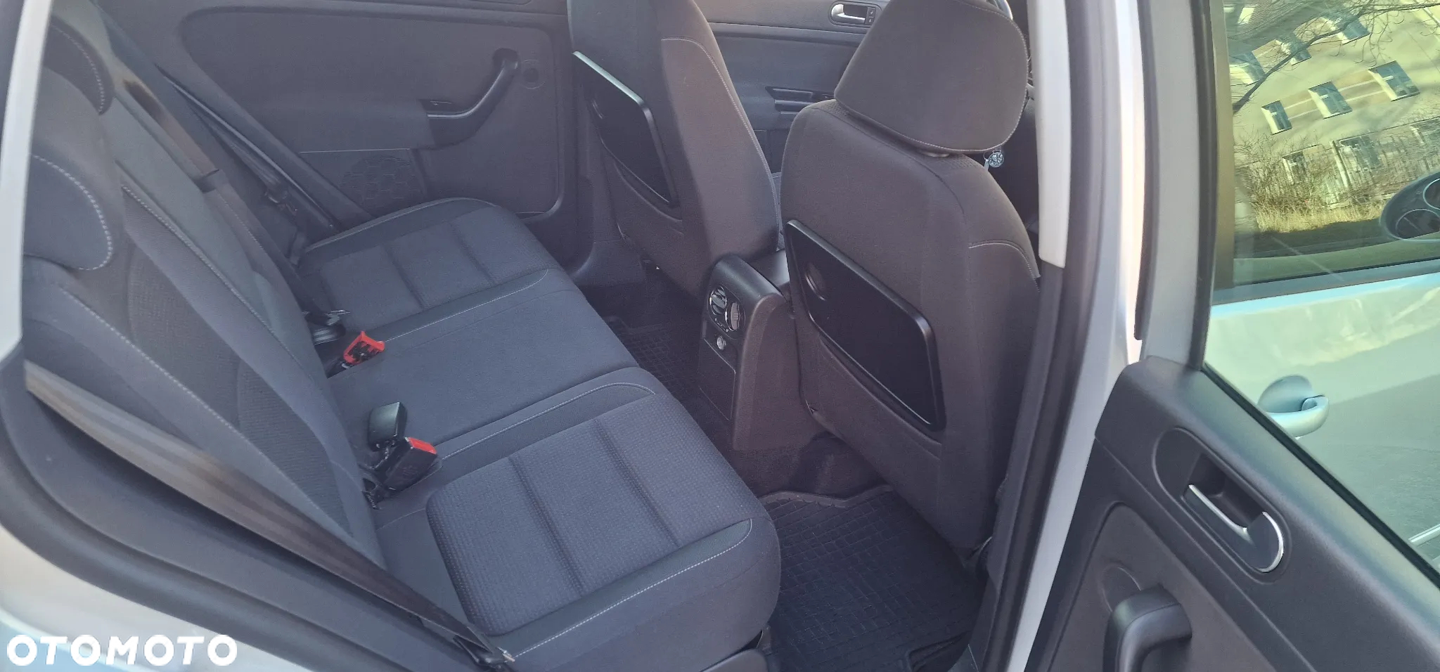 Volkswagen Golf Plus 2.0 TDI Comfortline - 11
