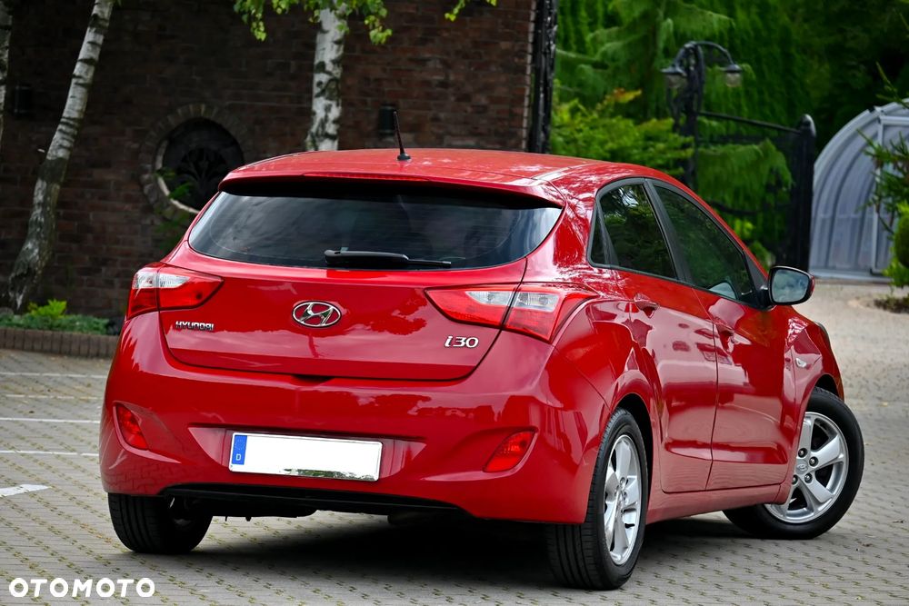 Hyundai i30 1.4 Comfort - 19