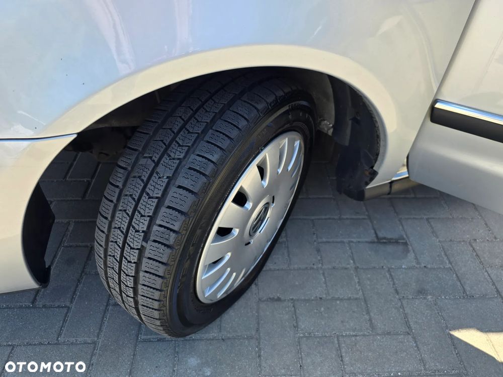 Volkswagen Sharan - 18
