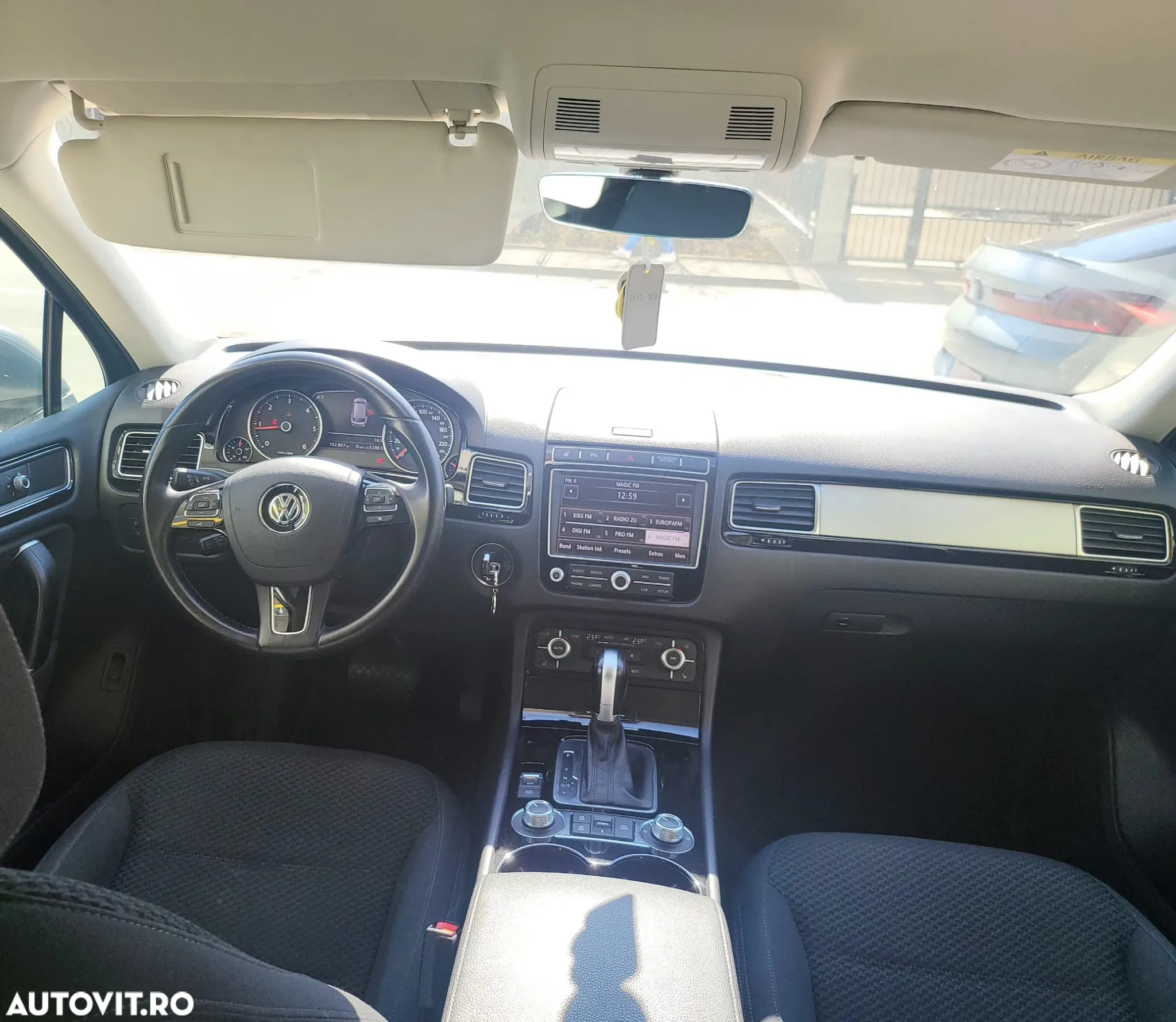 Volkswagen Touareg V6 TDI BMT Mountain Plus - 14