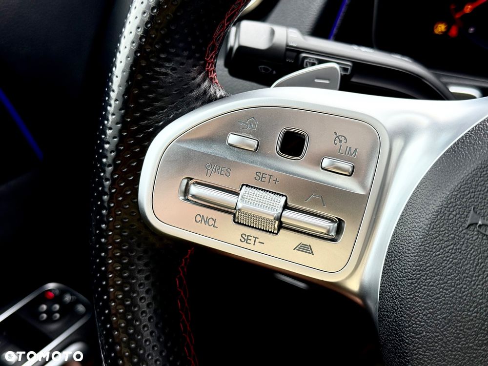 Mercedes-Benz GLB 200 d 8G-DCT Edition AMG Line - 36