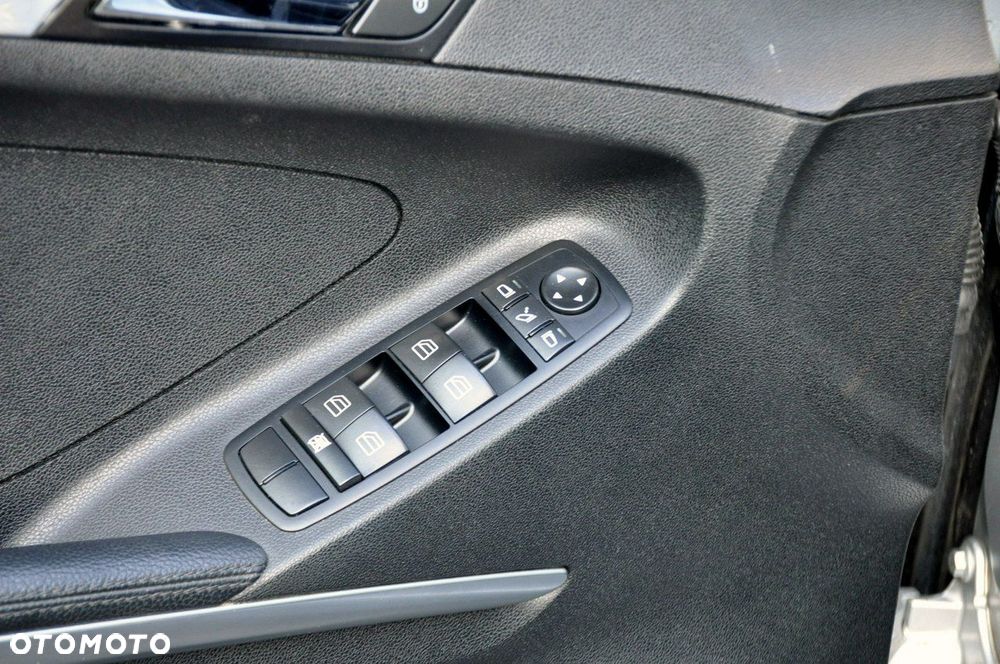 Mercedes-Benz ML - 36