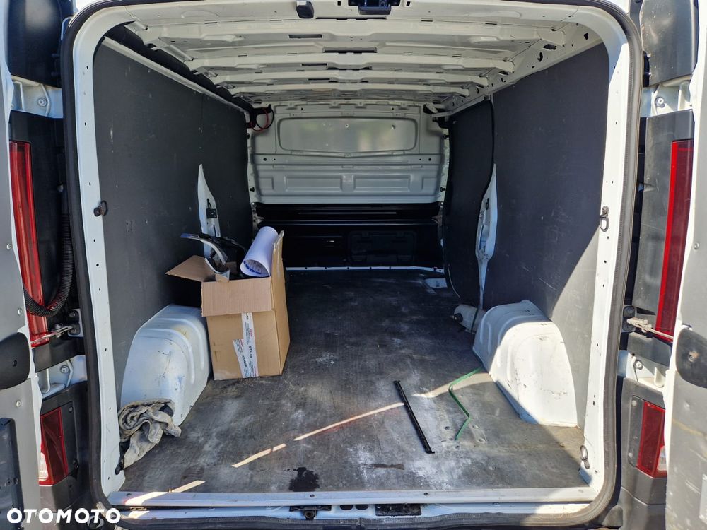 Renault TRAFIC - 13