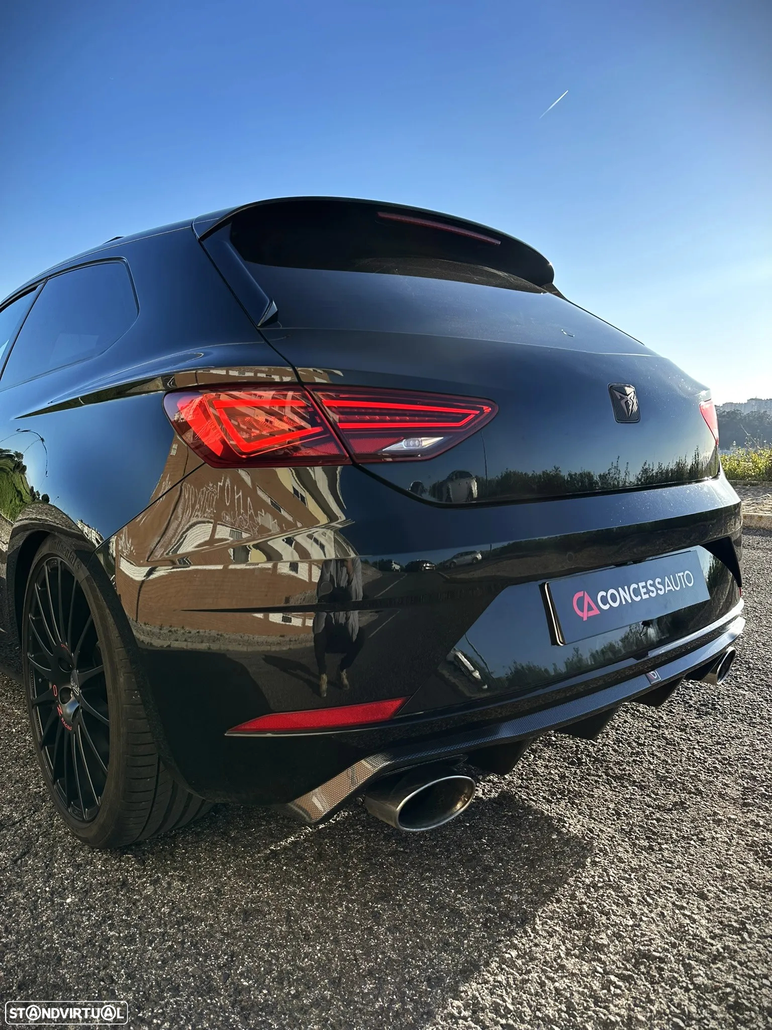 SEAT Leon SC 2.0 TSI S&S DSG Cupra 300 - 18