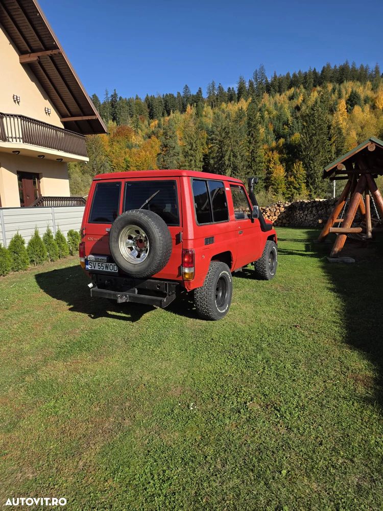 Toyota Land Cruiser - 4