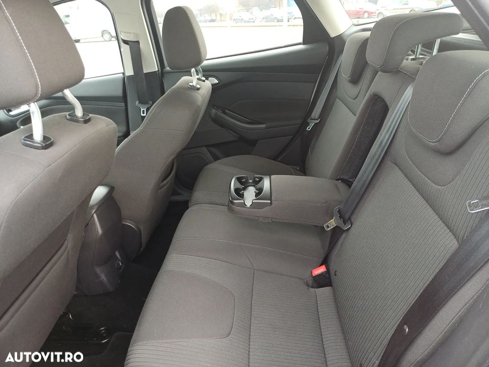 Ford Focus 1.6 TDCi ECOnetic 88g Start-Stopp-System Trend - 11