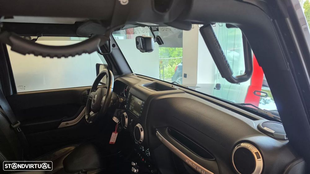 Jeep Wrangler Unlimited 2.8 CRD Sahara AT - 57