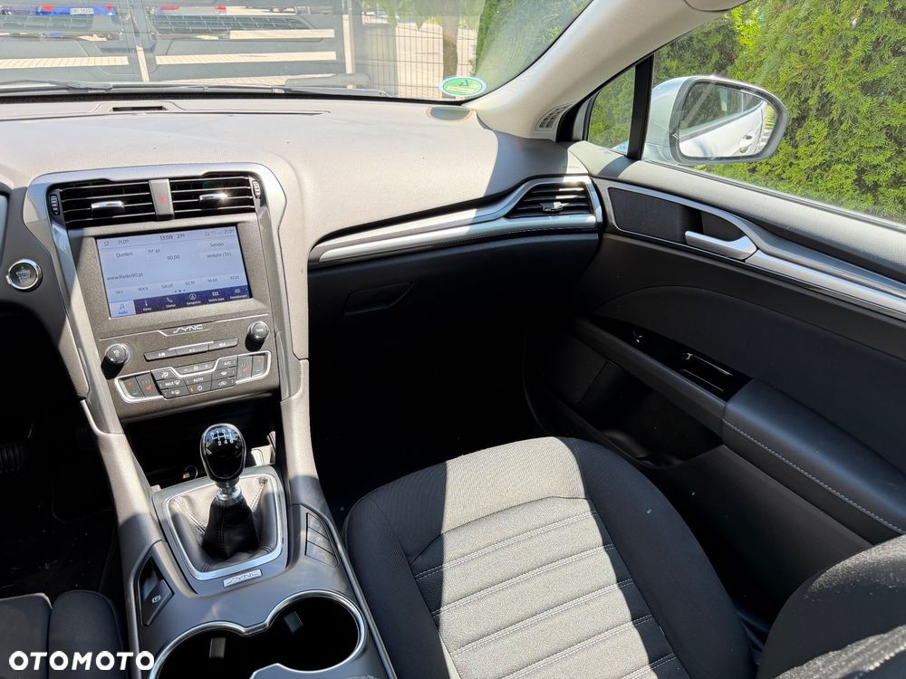 Ford Mondeo - 8