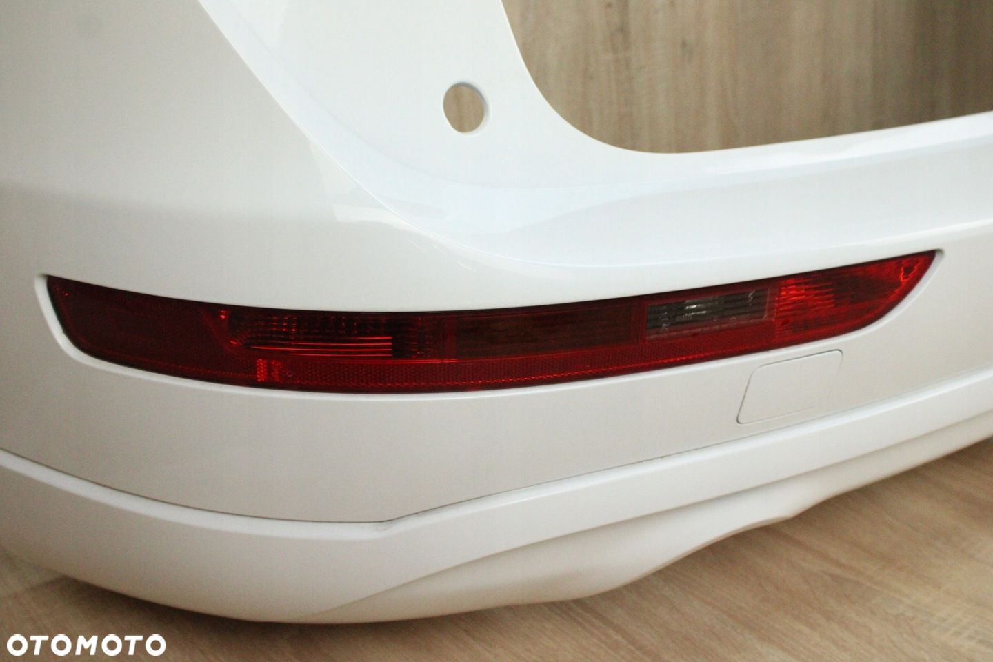 ORYGINALNY ZDERZAK TYŁ TYLNY AUDI Q5 8R LIFT 2012- LY9C 8R0807385C 18km - 6