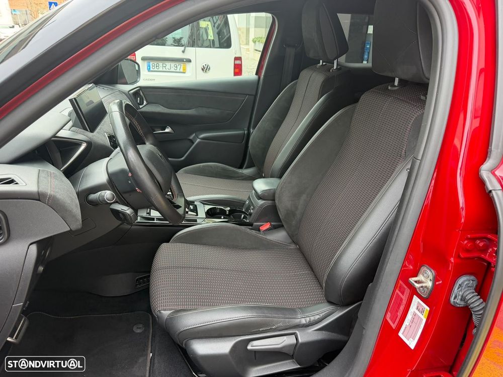 DS DS3 Crossback E-TENSE PERFORMANCE LINE - 34