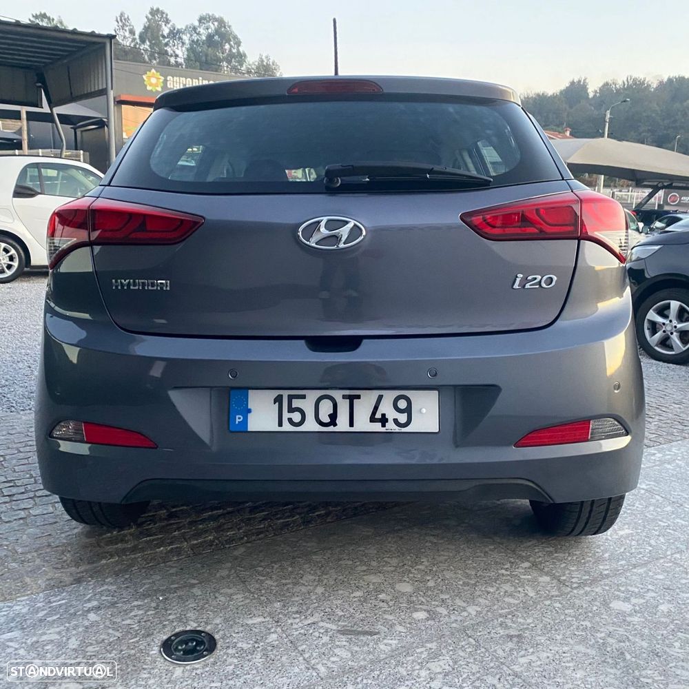 Hyundai i20 1.4 Comfort+P.Look+JLL16 AT - 10