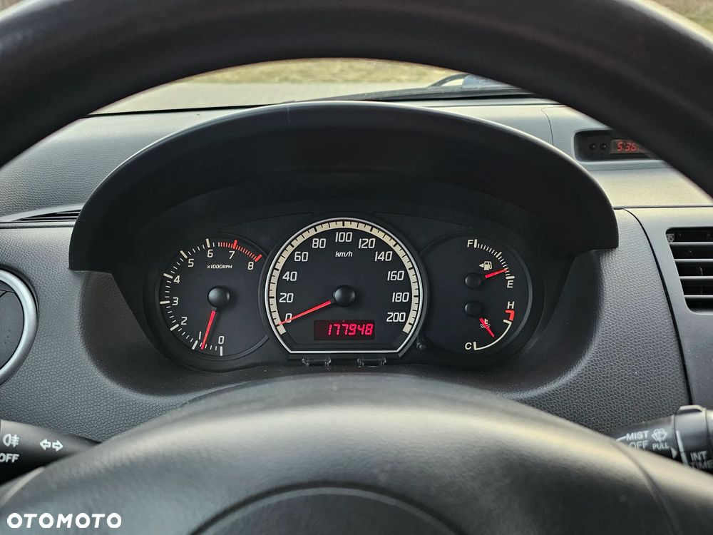 Suzuki Swift 1.3 Comfort - 20