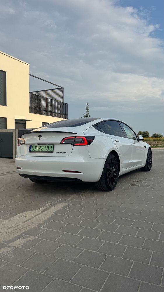 Tesla Model 3 Langstreckenbatterie Allradantrieb Dual Motor Performance - 4