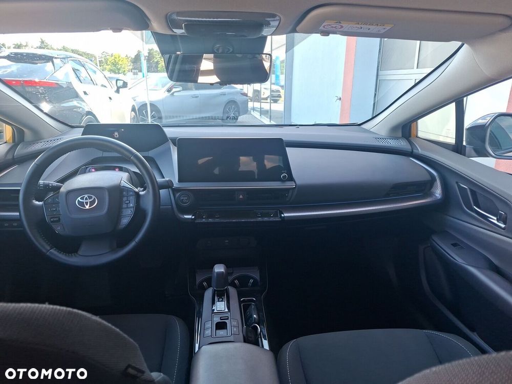 Toyota Prius - 13