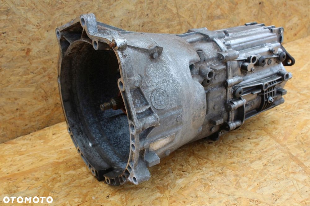 Skrzynia Biegów BMW e90 e87 2.0d 1069401058 ZF - 1