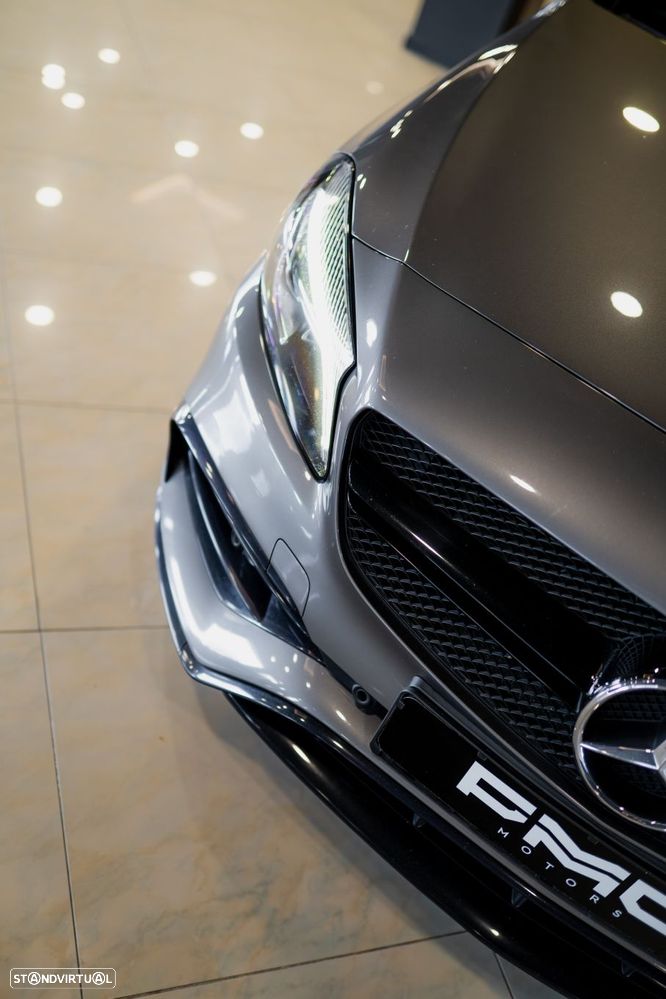 Mercedes-Benz A 45 AMG 4Matic Speedshift 7G-DCT - 13