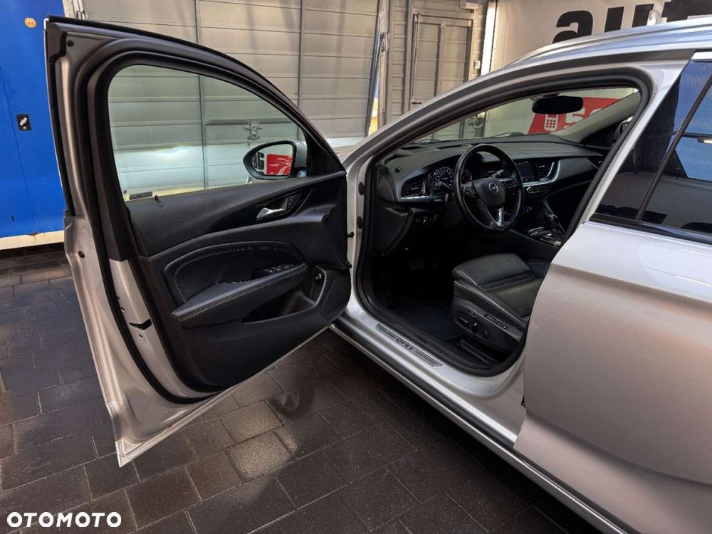 Opel Insignia - 22