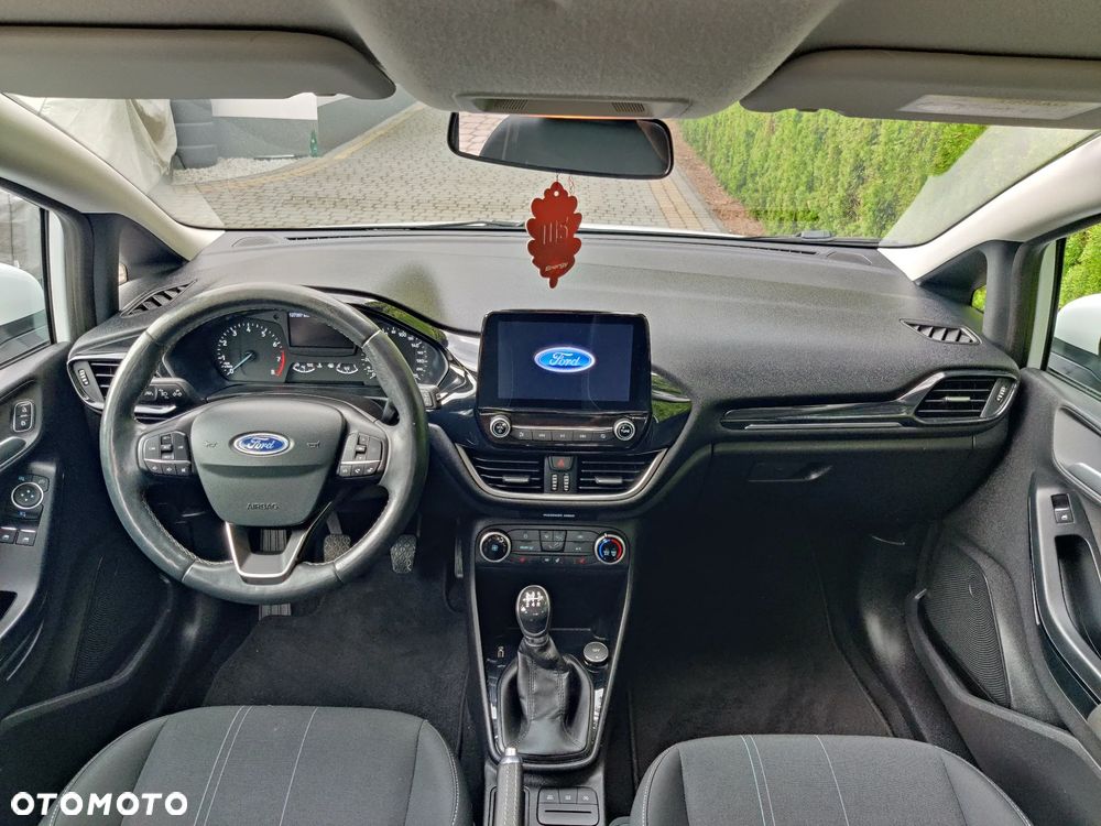 Ford Fiesta 1.1 S&S COOL&CONNECT - 18