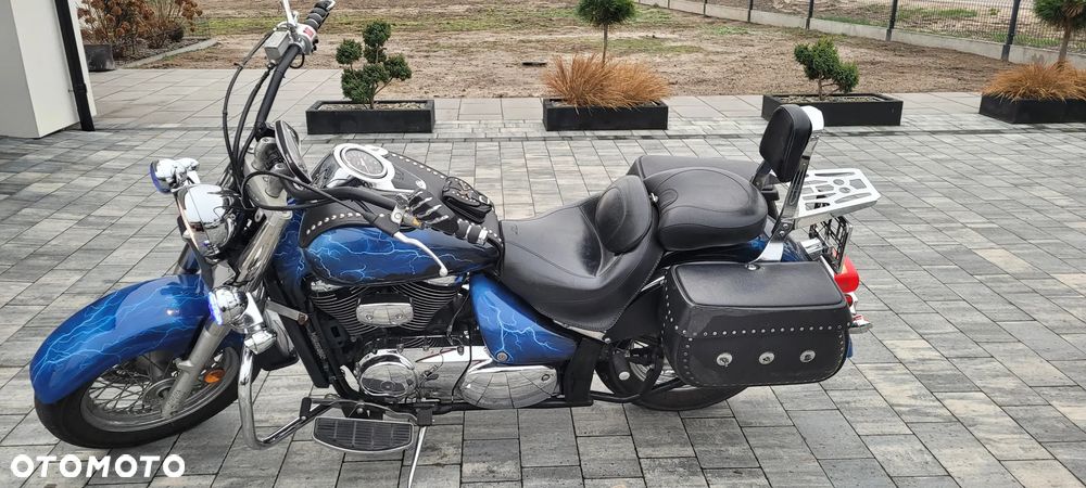 Suzuki Boulevard - 3
