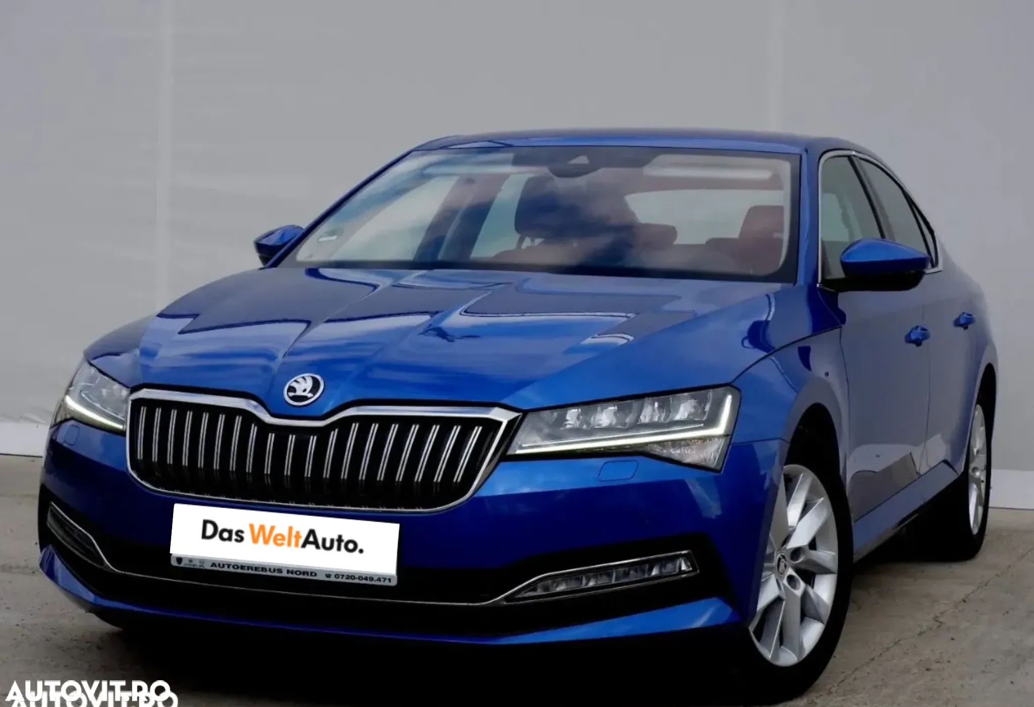 Skoda Superb 2.0 TDI DSG Ambition - 3