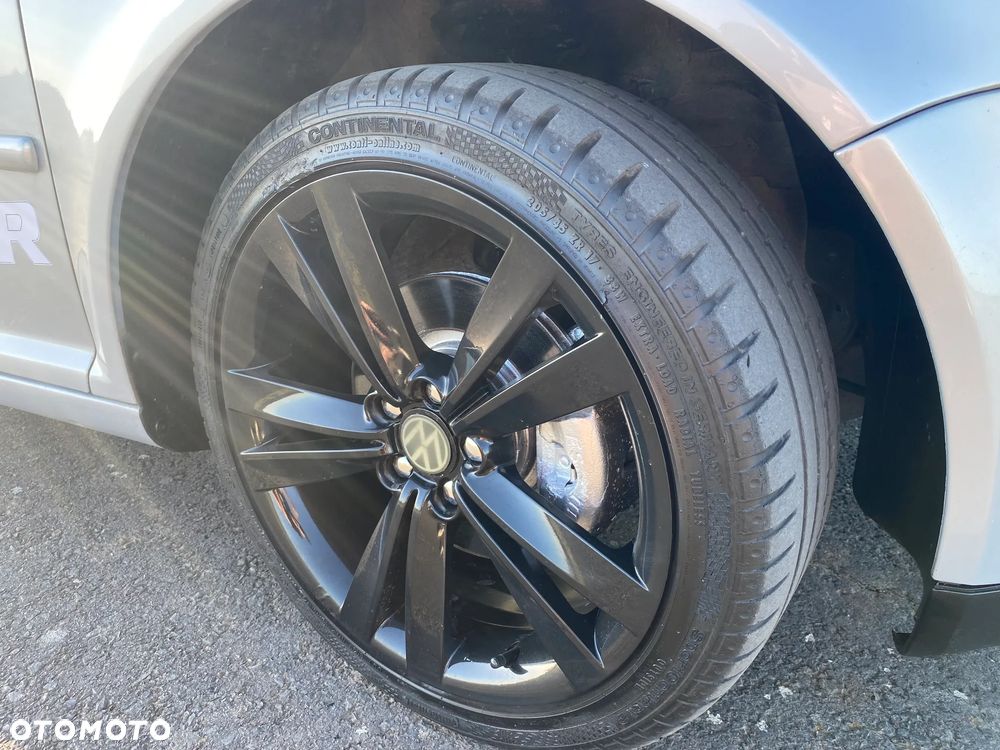 Volkswagen Golf - 14