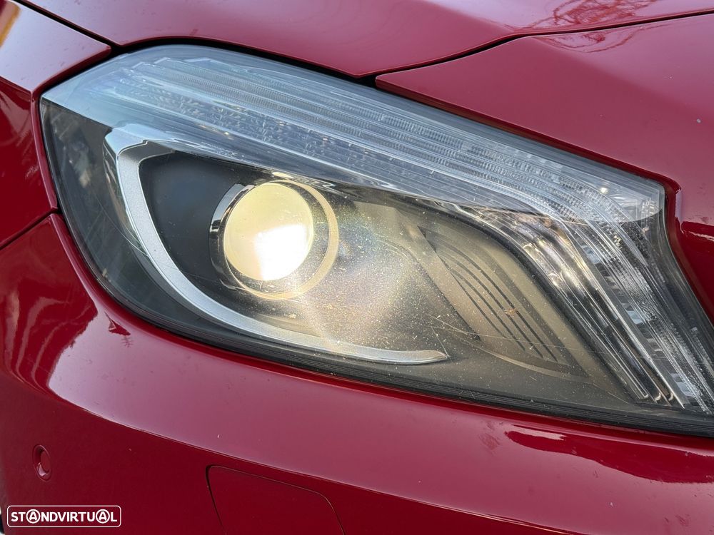 Mercedes-Benz A 200 d AMG Line - 31