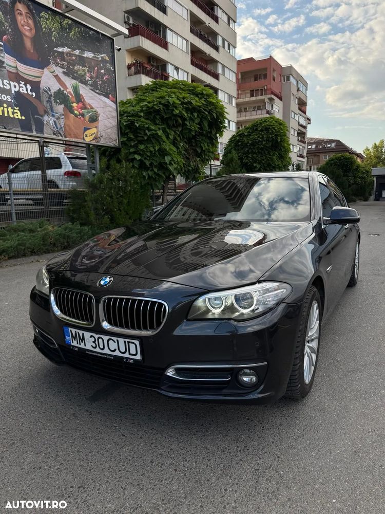 BMW Seria 5 528i xDrive AT - 1