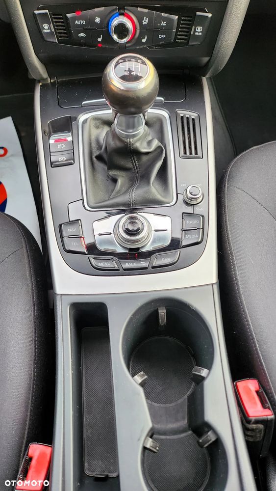 Audi A4 Limousine - 16