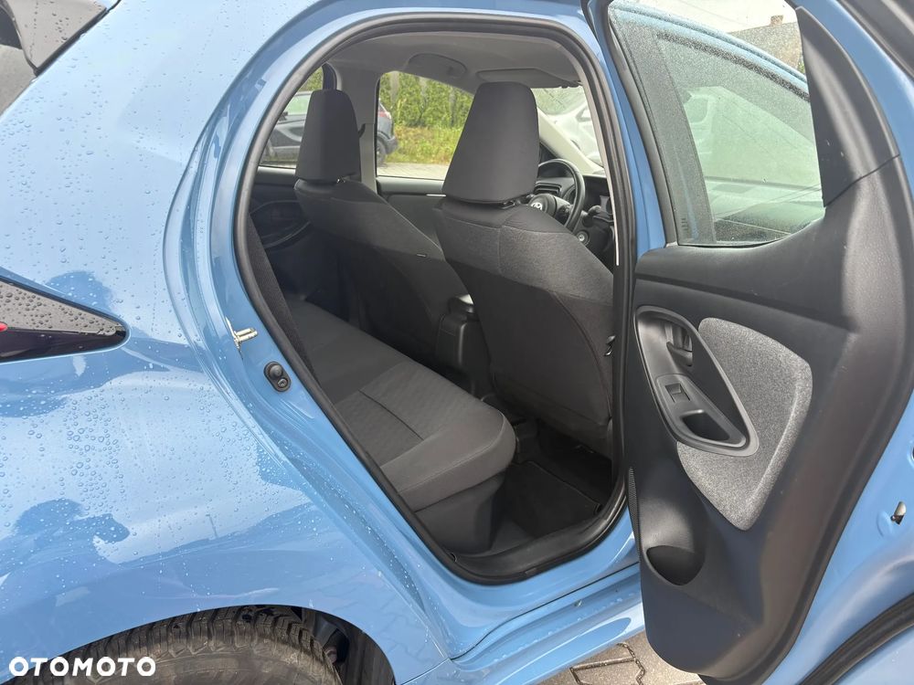 Toyota Yaris - 11