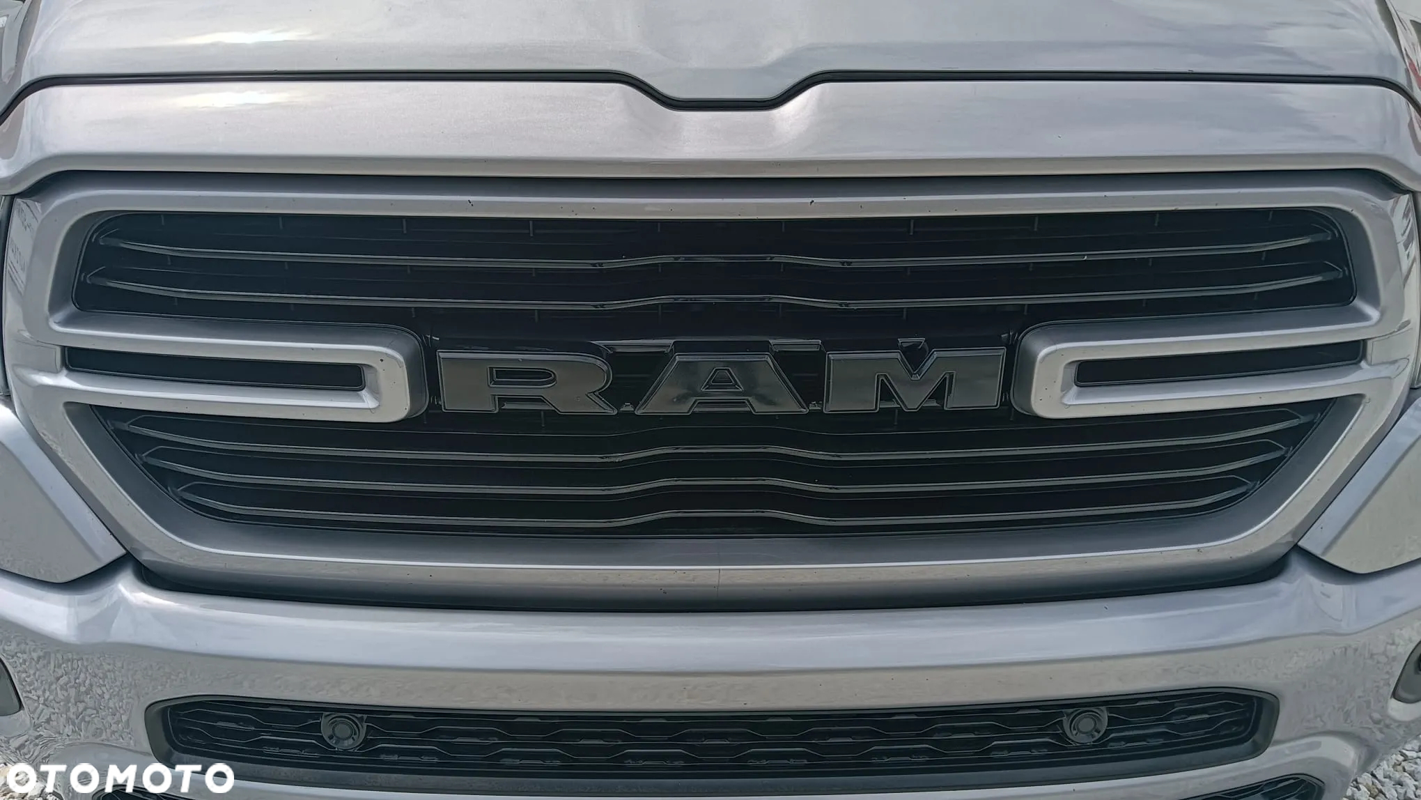 Dodge RAM 1500 5.7 4x4 - 12