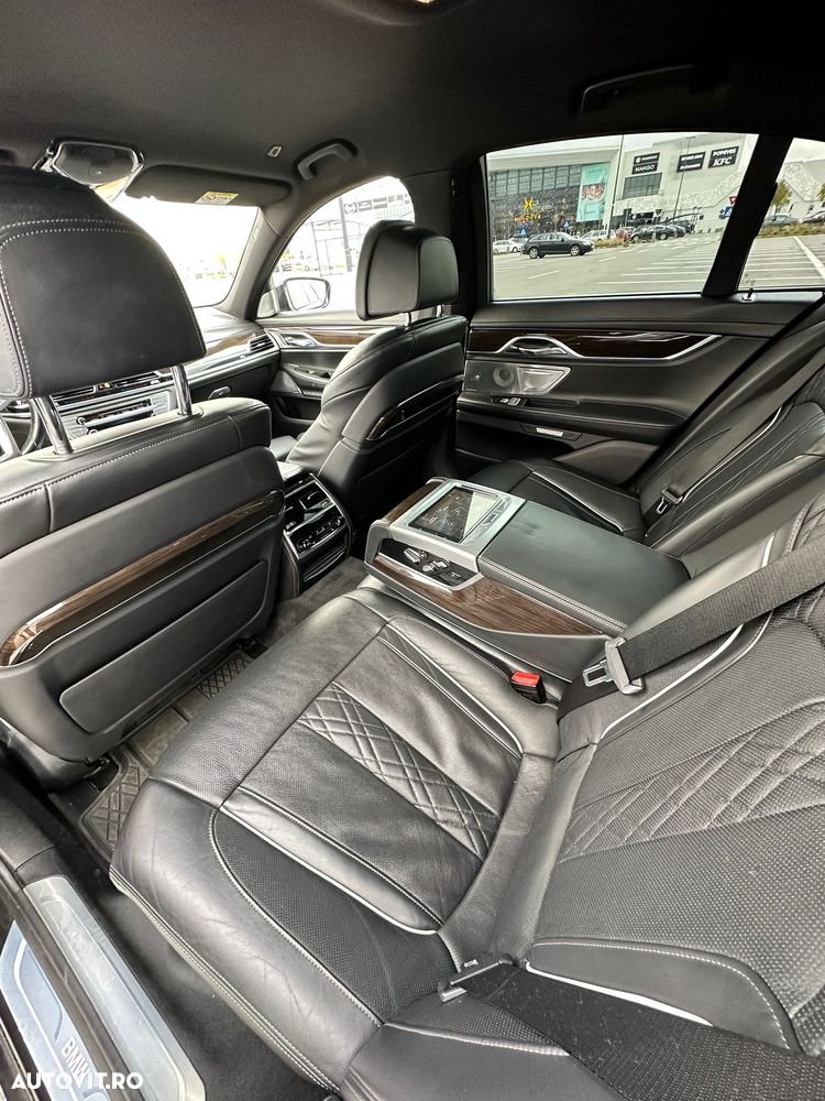 BMW Seria 7 740d xDrive - 10