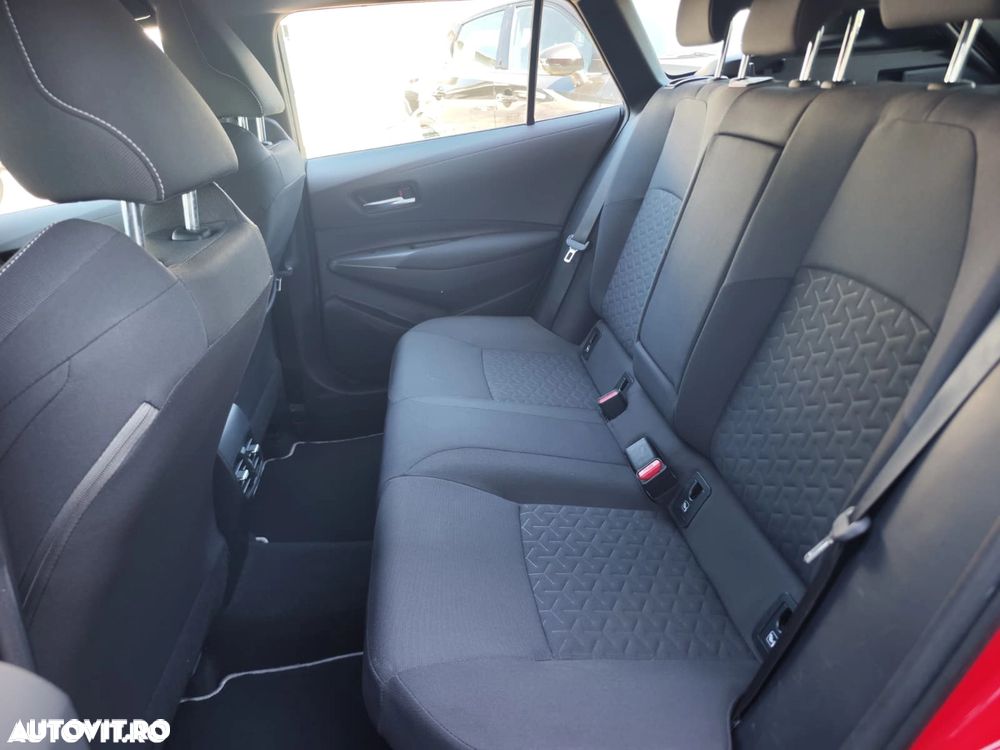 Toyota Corolla 1.8 Business Edition - 19