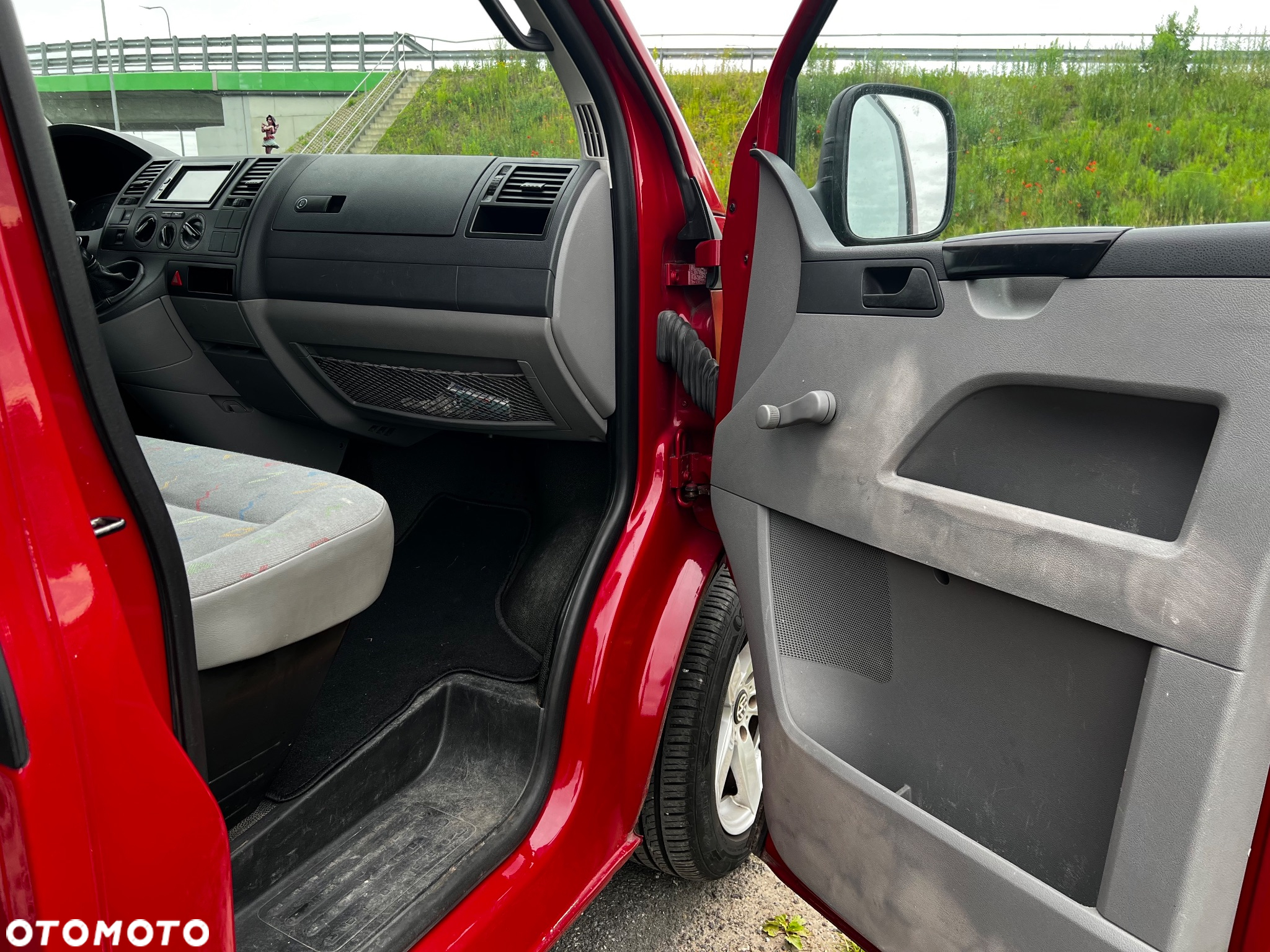 Volkswagen Transporter T5 TDI L1H1 - 23