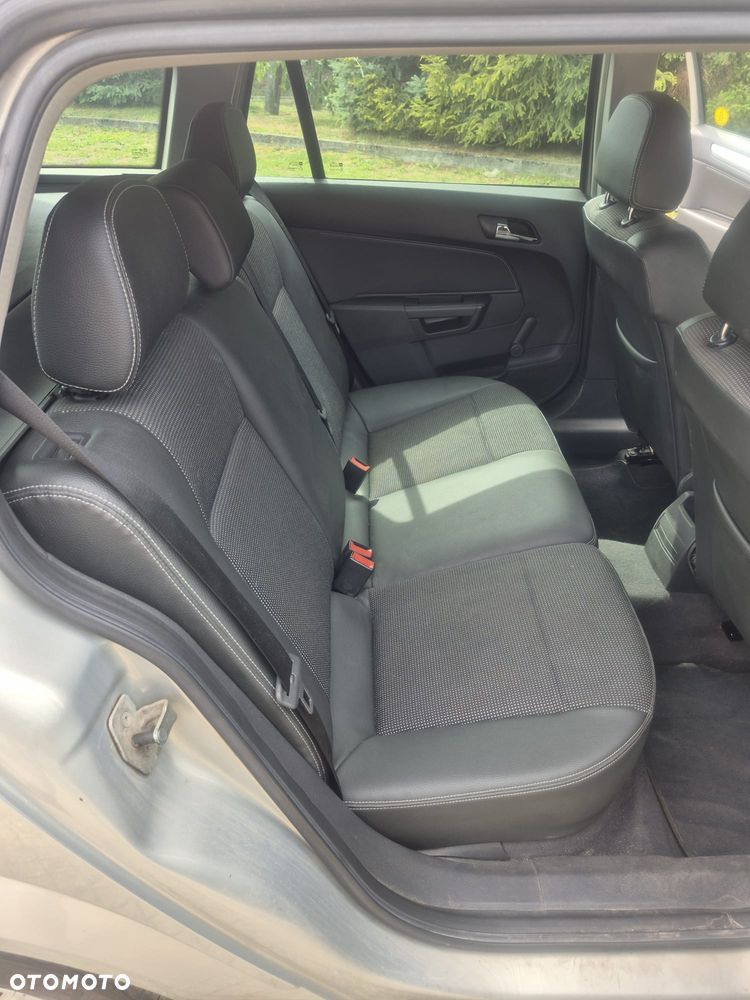 Opel Astra 1.9 CDTI Enjoy - 5