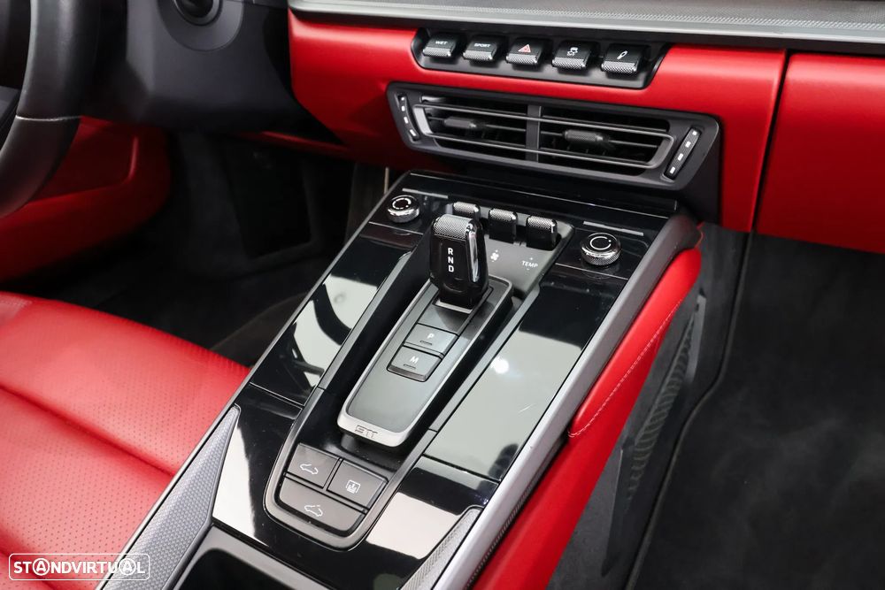 Porsche 911 (992) Carrera PDK - 42