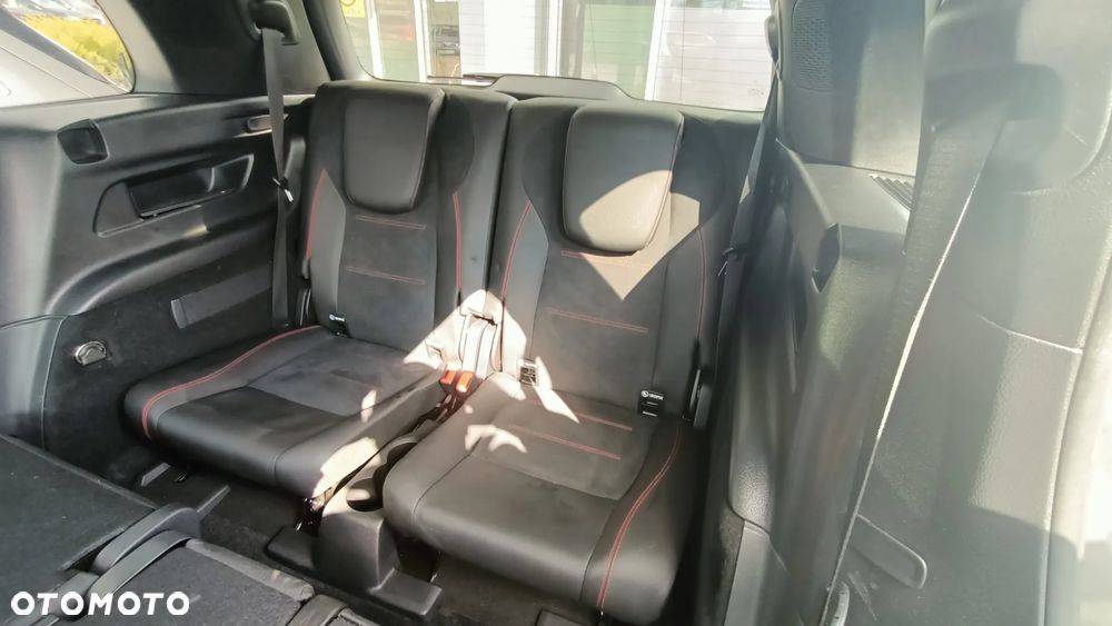 Mercedes-Benz GLB 200 d 4-Matic AMG Line 8G-DCT - 21