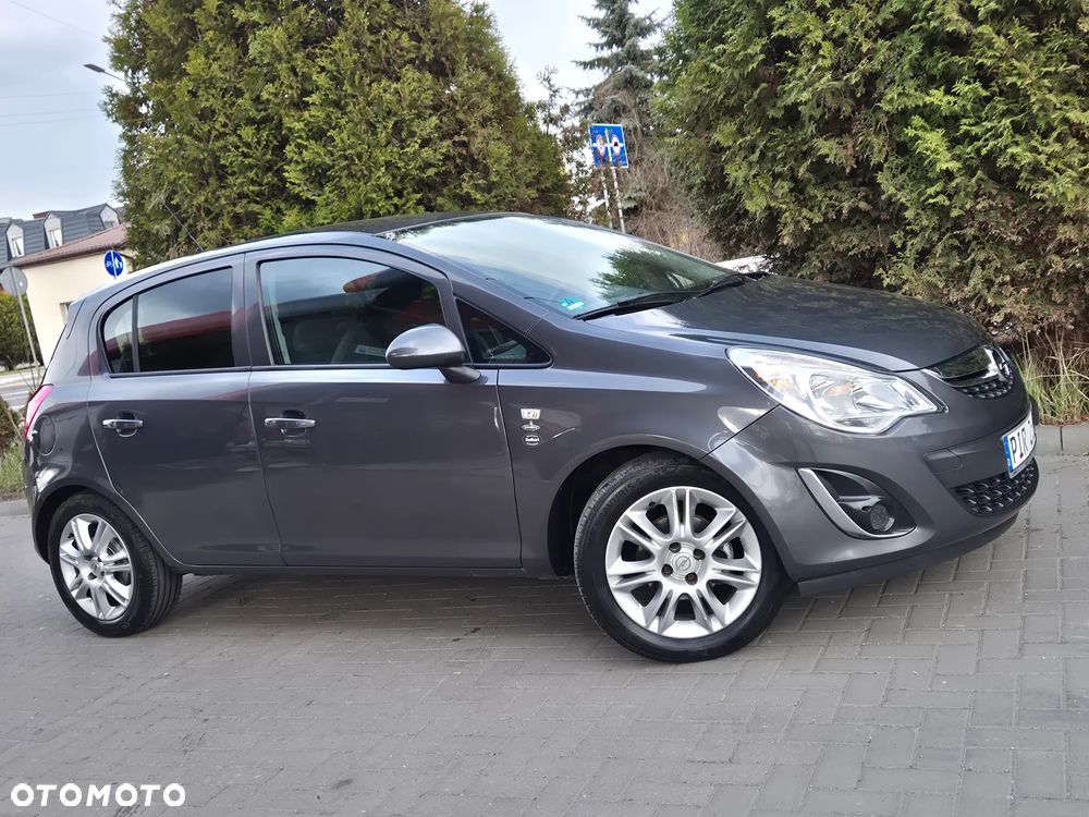 Opel Corsa 1.4 16V Satellite - 18