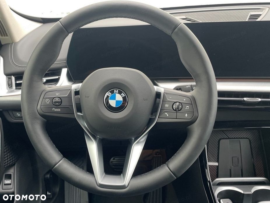 BMW X1 sDrive20i mHEV xLine - 9