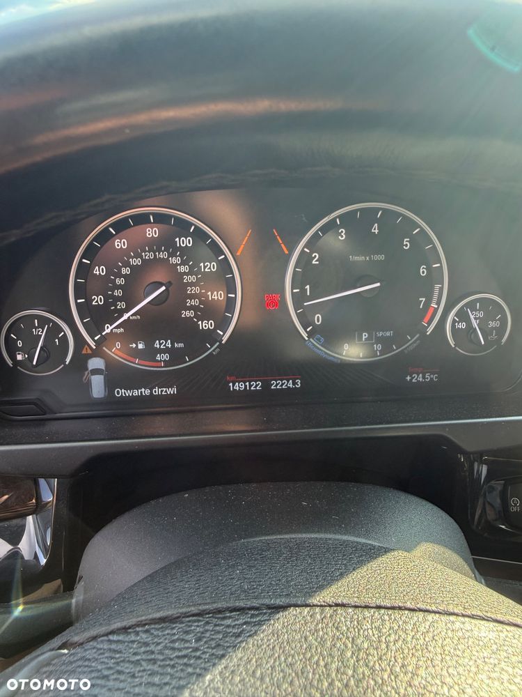 BMW X5 xDrive50i - 13