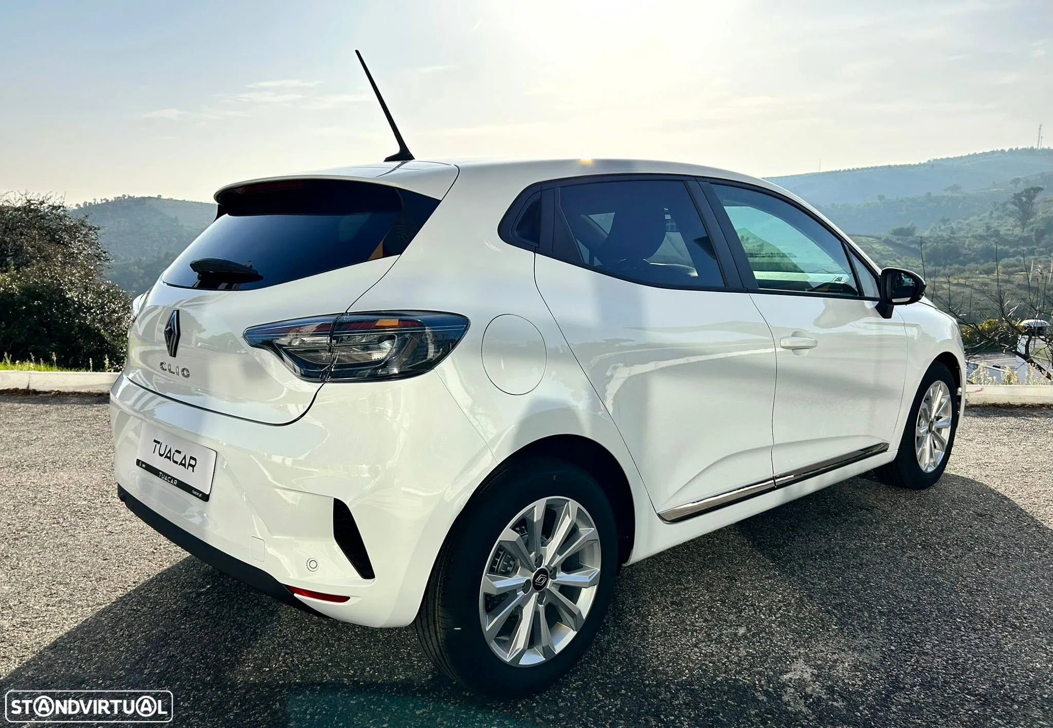 Renault Clio 1.0 TCe Evolution Bi-Fuel - 10