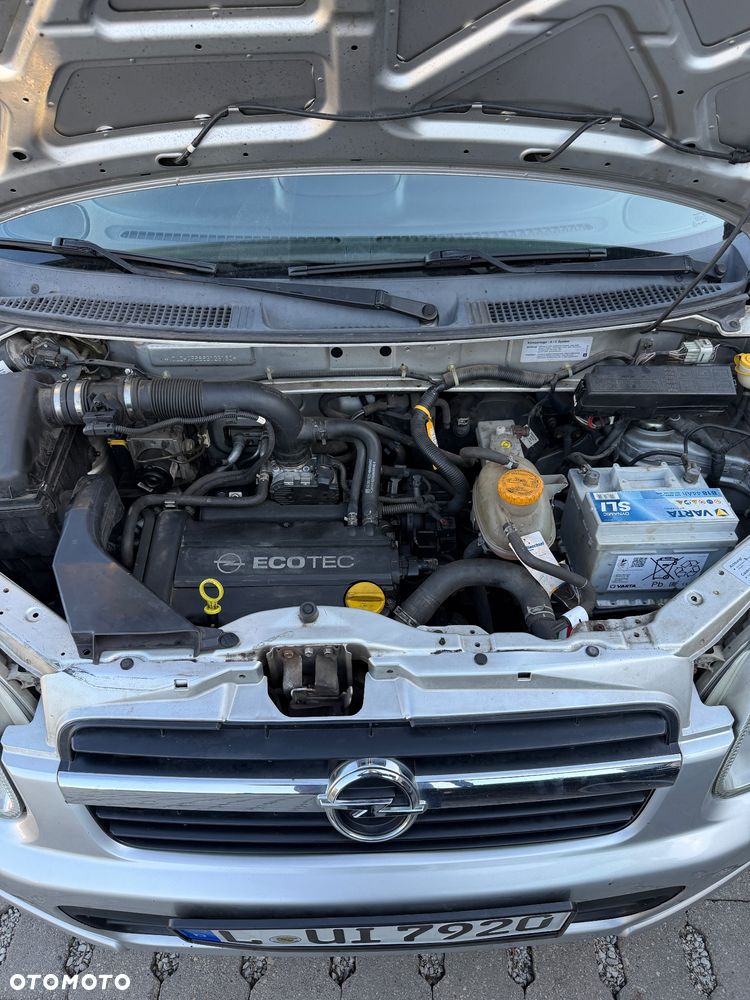 Opel Agila 1.2 16 V - 18