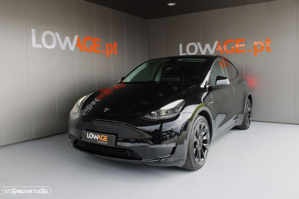 Tesla Model Y Long Range Dual Motor AWD - 2