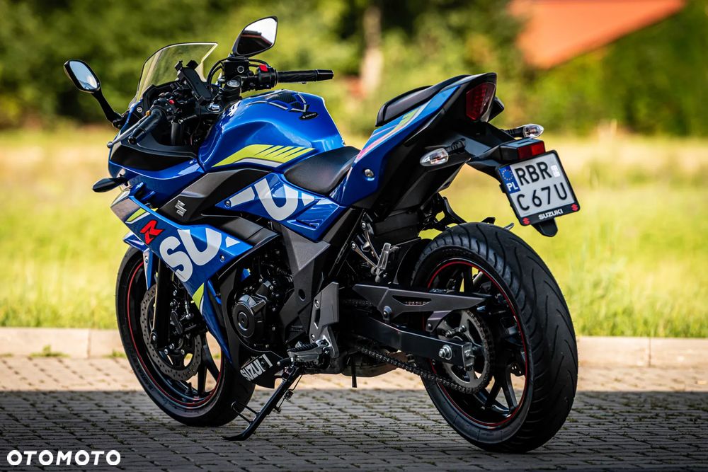 Suzuki GSX-R - 7
