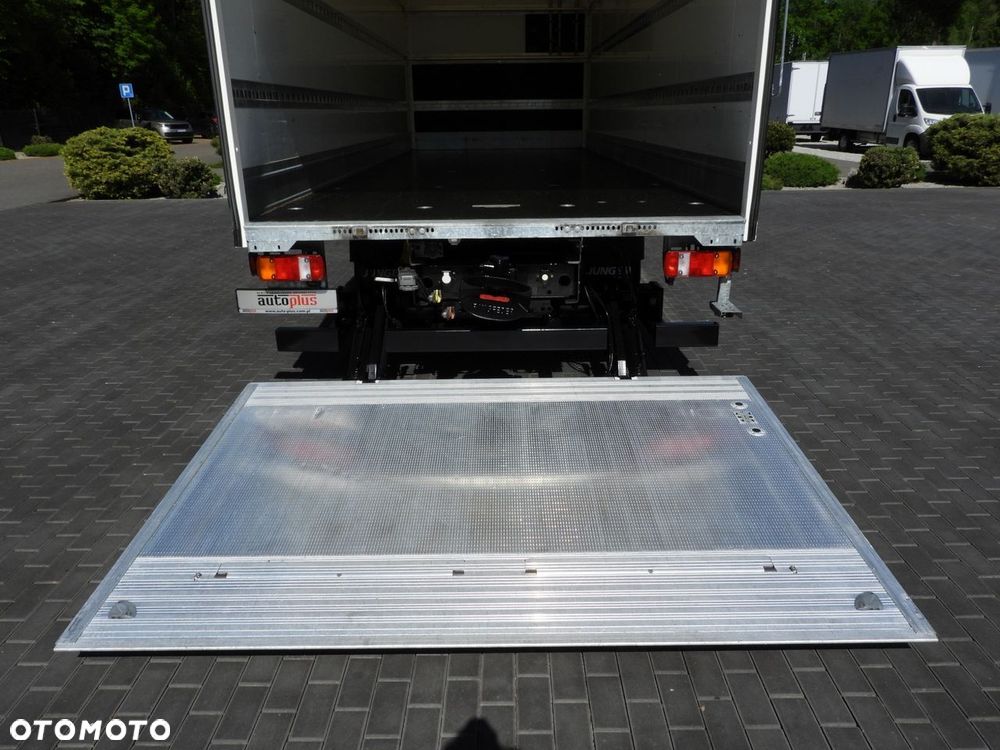 MAN TGL 12.250 KONTENER WINDA 16 PALET TEMPOMAT PNEUMATYKA AUTOMAT  BLIŹNIACZE KOŁA  250KM - 20
