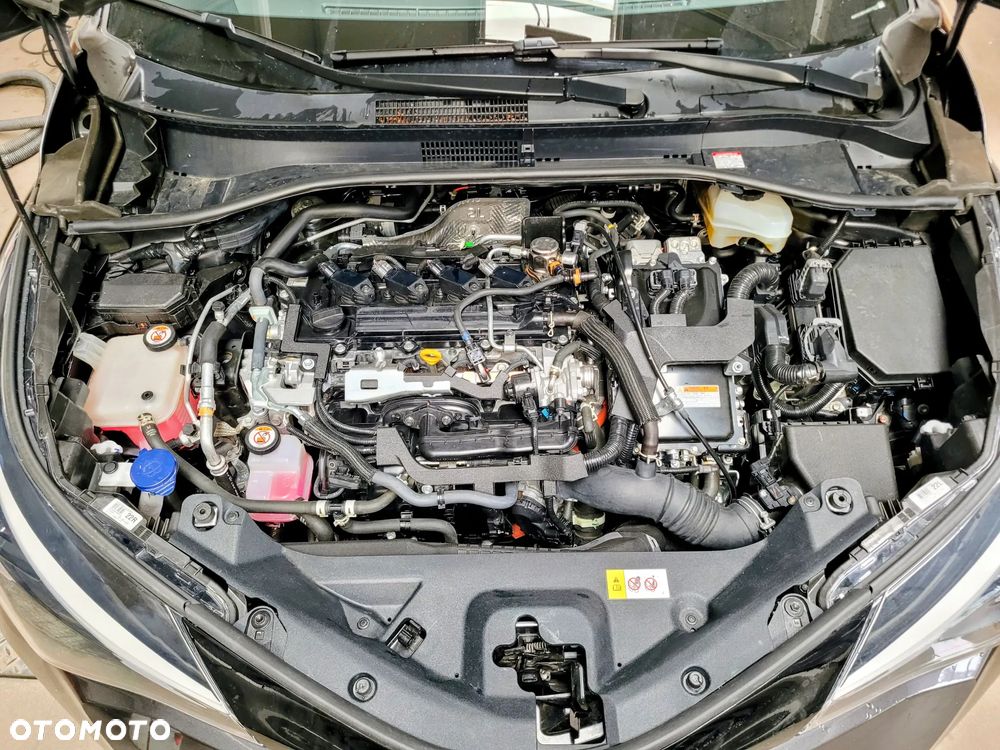 Toyota C-HR - 15