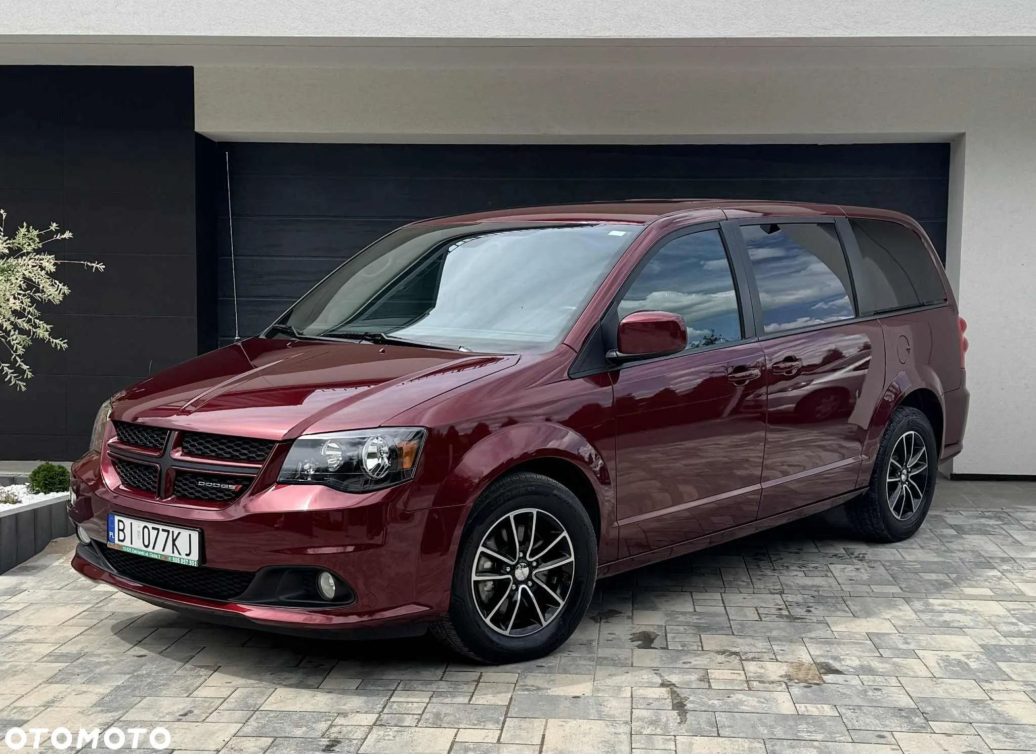 Dodge Grand Caravan - 1