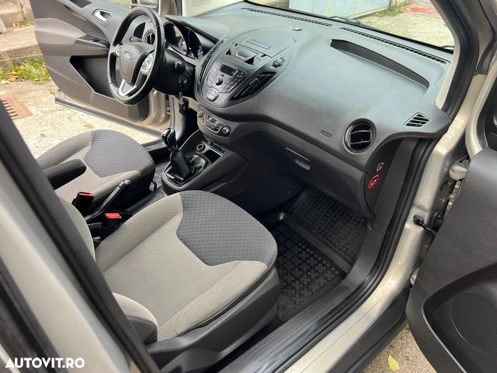 Ford Tourneo Courier 1.0 EcoBoost Trend - 10